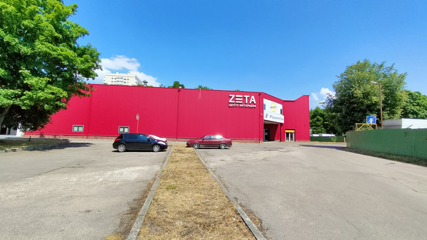 Снять  помещение свободного назначения