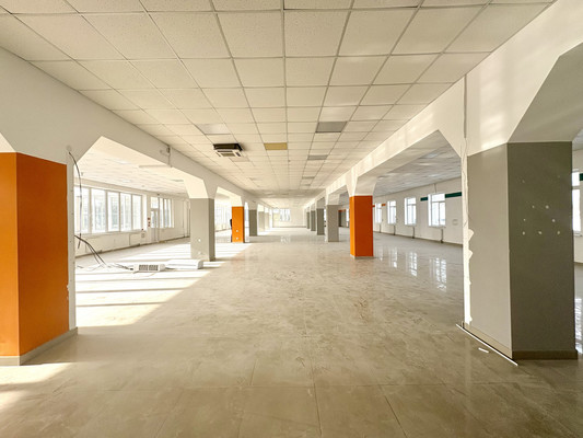 Снять  торговое помещение