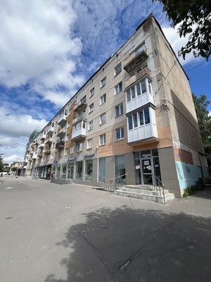 Снять  помещение свободного назначения